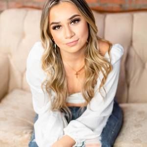 Meet your Posher, Hope